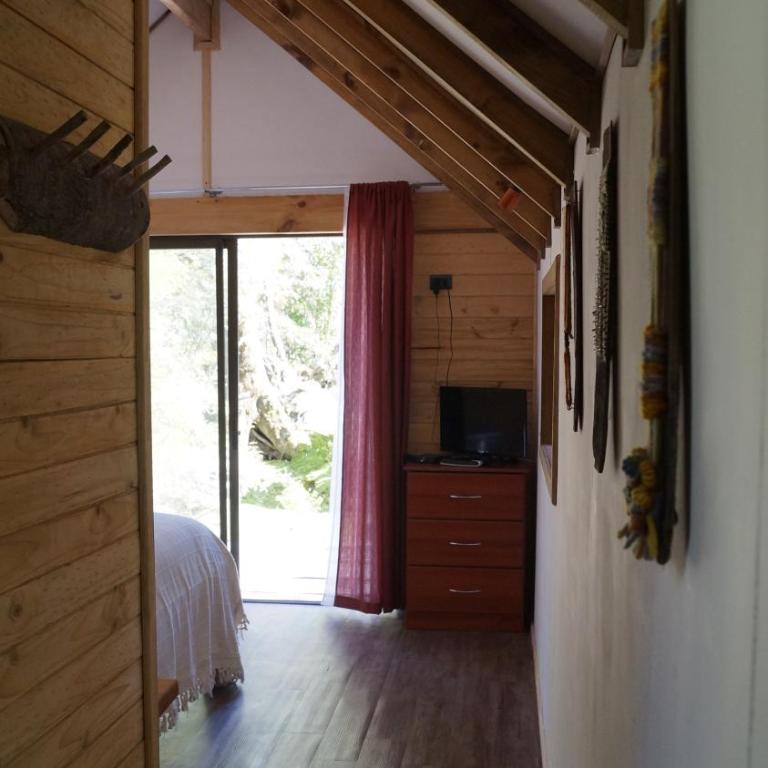 Posada de Expediciones Kahuel - Habitación Doble con baño privado - 5