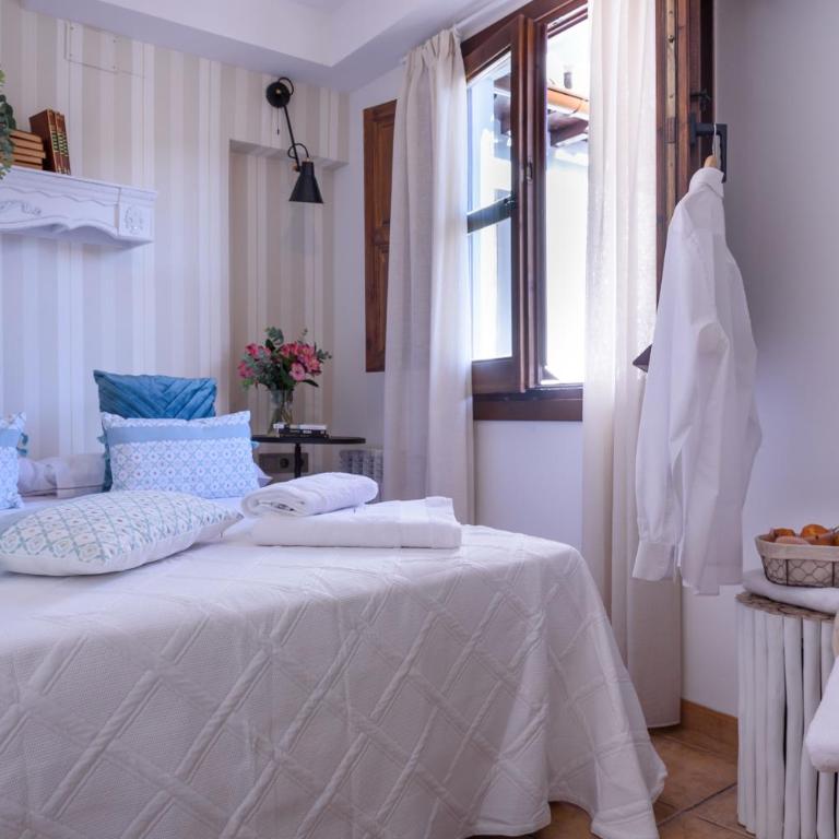 Häxaris Casa Boutique by Florentia Homes - Three-Bedroom House - 4