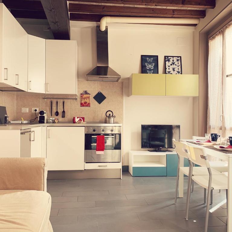 Niki O. Apartments - Studio Apartment - 2