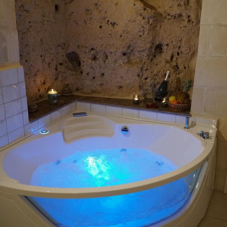 Le Dodici Lune - Suite Deluxe con Vasca Idromassaggio - 3