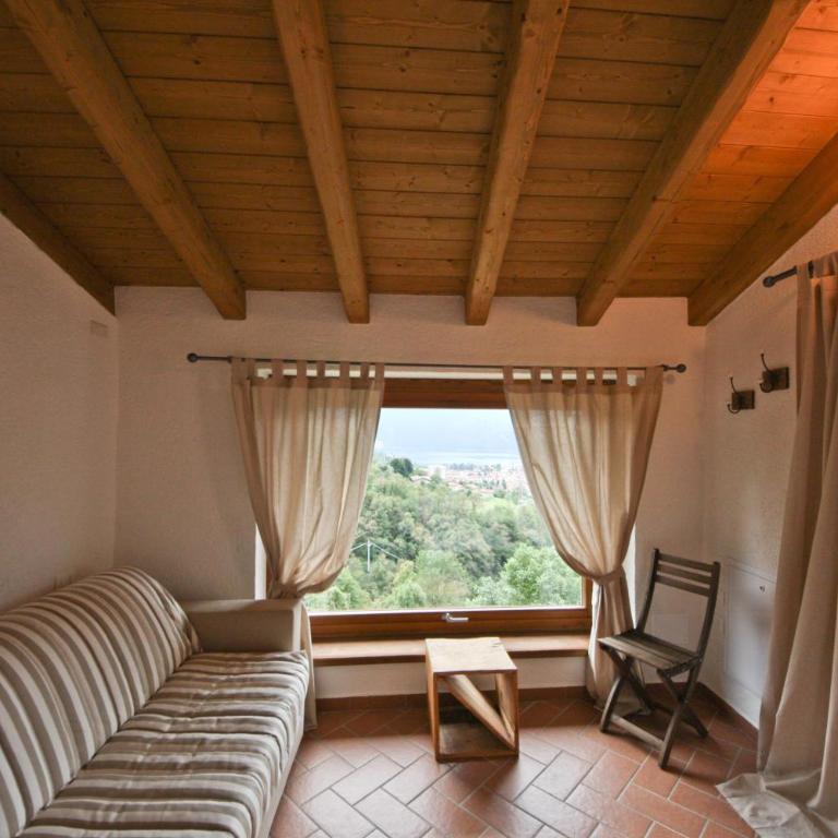 Agriturismo Crotto Di Somana - Camera Matrimoniale Piccola con Vista Lago - 5