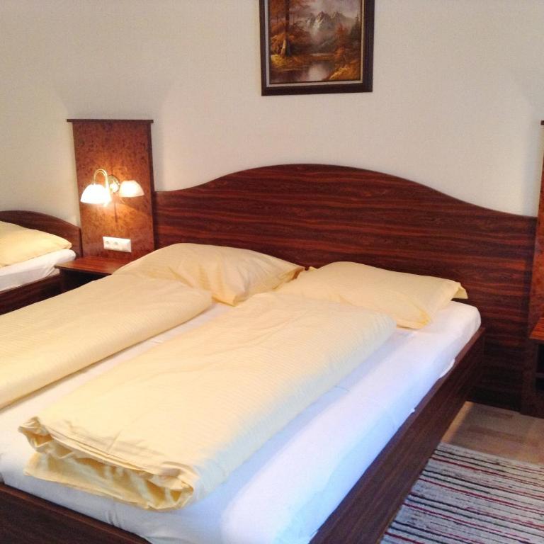 Gasthof Post - Dreibettzimmer - 1