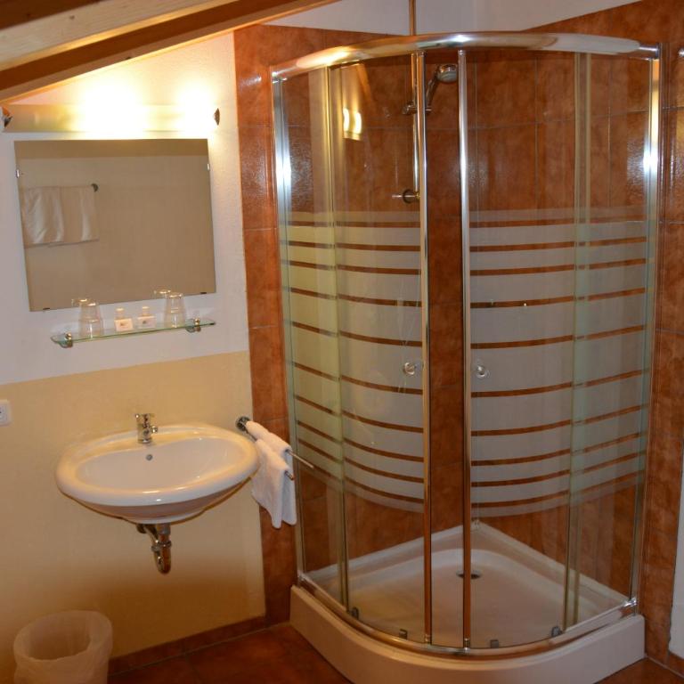 Gästehaus Wöll - Doppelzimmer - 7
