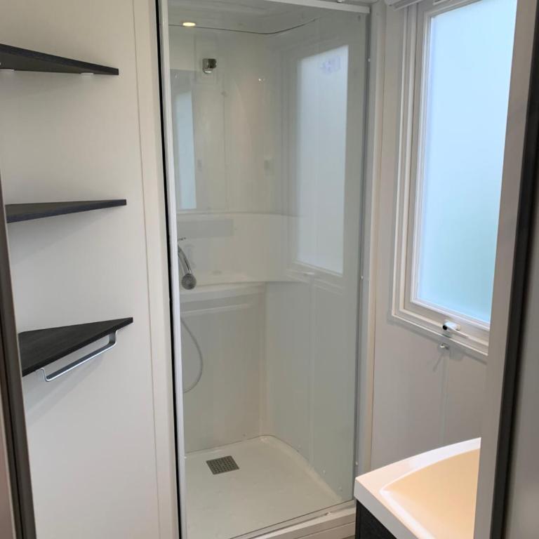 Mobilhome Vias plage dans Camping - Bungalow 3 Chambres - 4