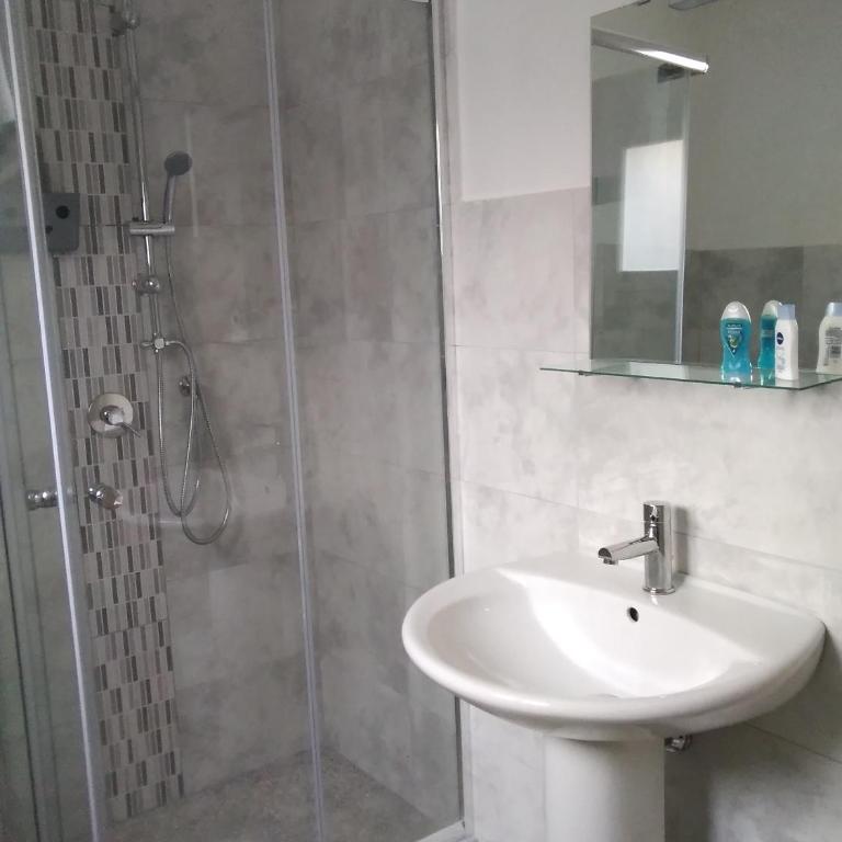 Home il Piccolo Nido - Appartamento con 1 Camera da Letto - 9