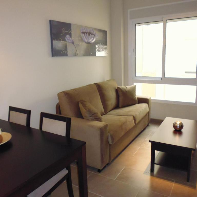 Apartamentos Pinar Málaga Centro - Carretería - Apartamento Confort - Biedmas 2 - 6