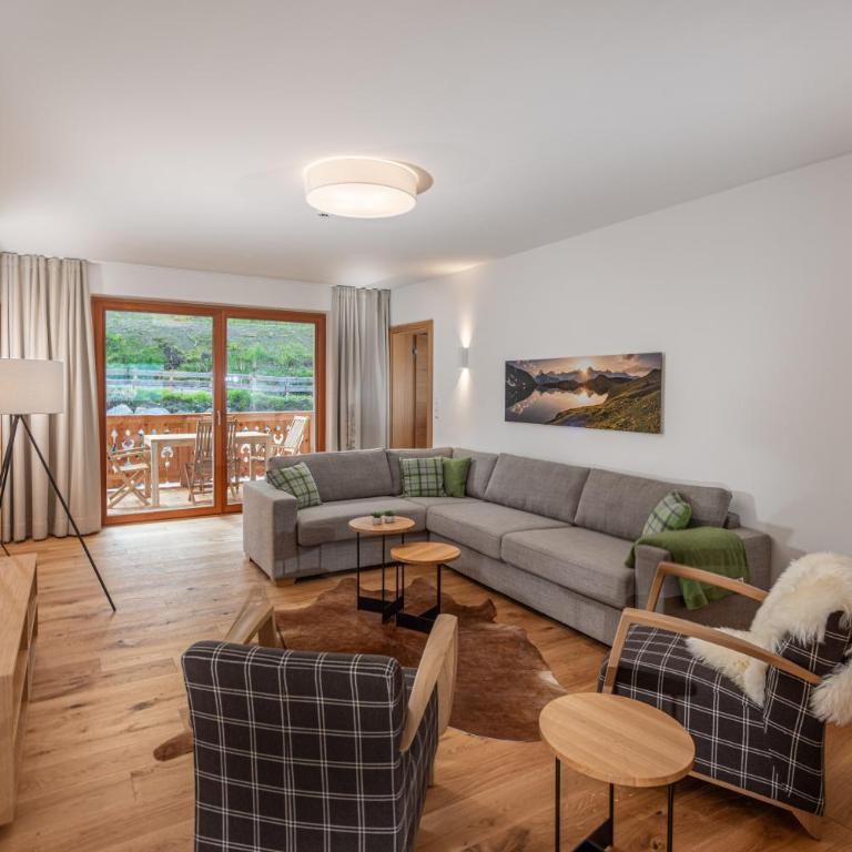 Skylodge Alpine Homes - Deluxe Apartment with two balconies and panoramic view - 2