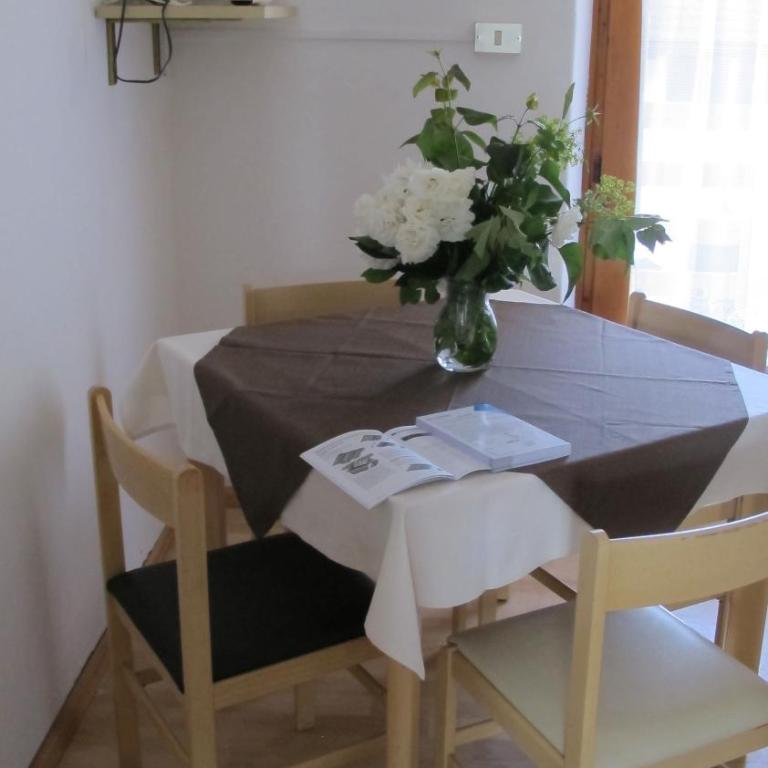 ANESI appartamenti - Three-Bedroom Apartment - 3
