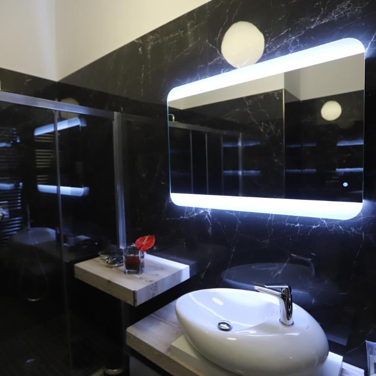 Mecla Suites - Camera Tripla Deluxe - 3