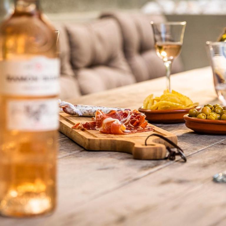 Boutique Villa Moraira, private luxe villa with views all at one level 1000m2, heated pool & jacuzzi WIFI close to center Moraira - Villa with Private Pool - 16