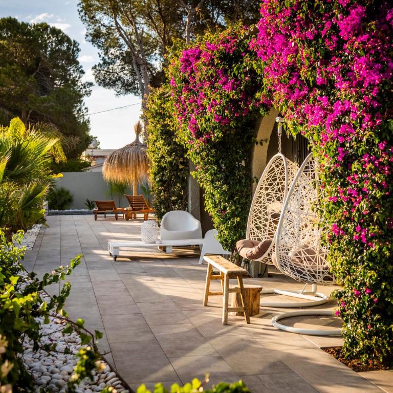 Boutique Villa Moraira, private luxe villa with views all at one level 1000m2, heated pool & jacuzzi WIFI close to center Moraira - Villa with Private Pool - 21