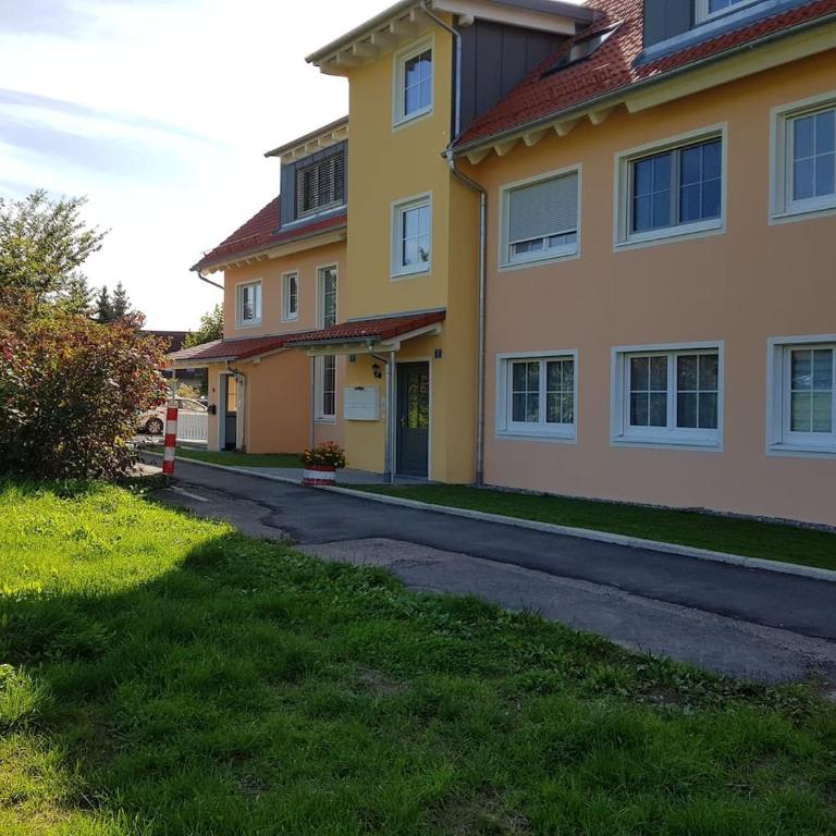 gemütlich * stylisch * 10Min. bis Altstadt * TOP Ausstattung - Apartment with Terrace - 35