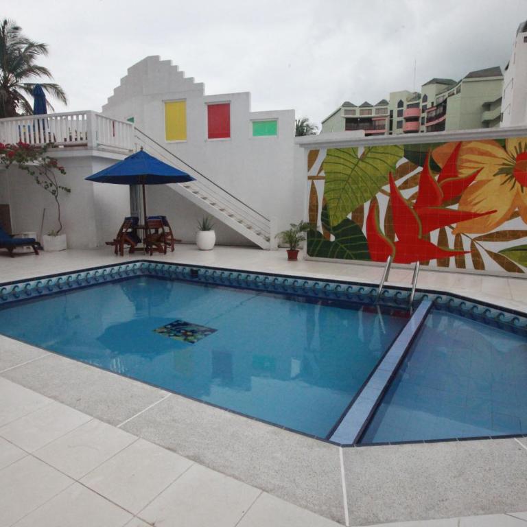 Apartamento de tres habitaciones en zona centro de San Andrés Islas - Edificio Comodoro 203 - Apartamento de 3 dormitorios - 1