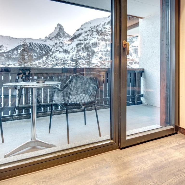 The Christiania Mountain & Spa Resort - Doppelzimmer mit Panoramablick auf das Matterhorn - 3