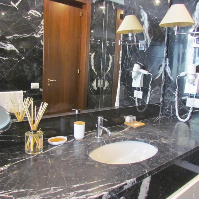 Room 56 - Le Dimore - Suite King con Vasca Idromassaggio - 7