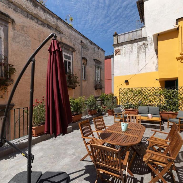 Galluppi Design Apartment By HouseinNaples - Appartamento con Terrazza - 9