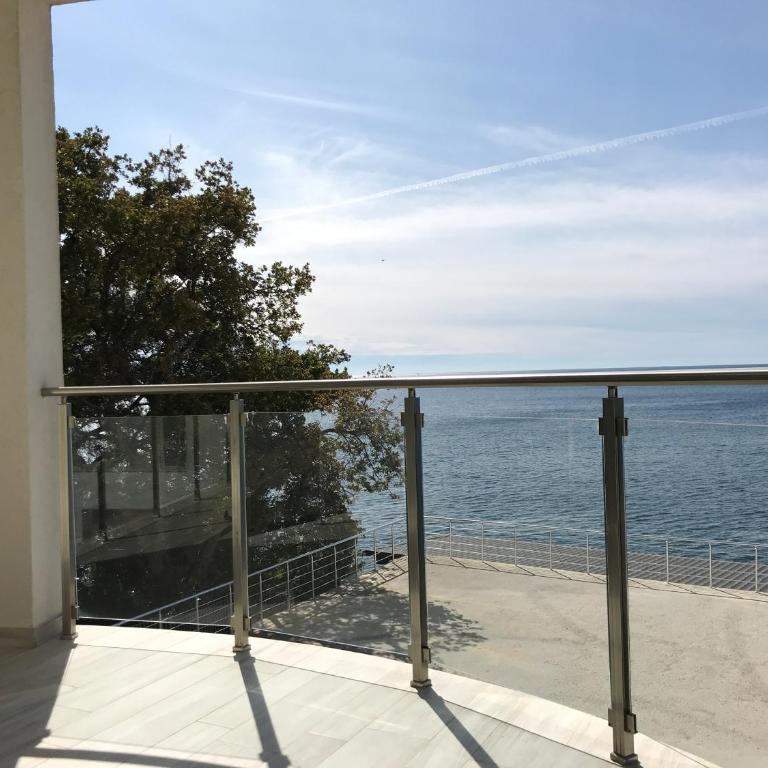 First line of the sea 1 - Apartment with Sea View - 8