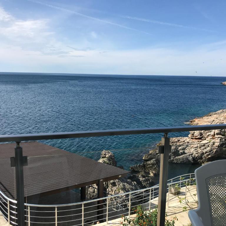 First line of the sea 1 - Apartment with Sea View - 10