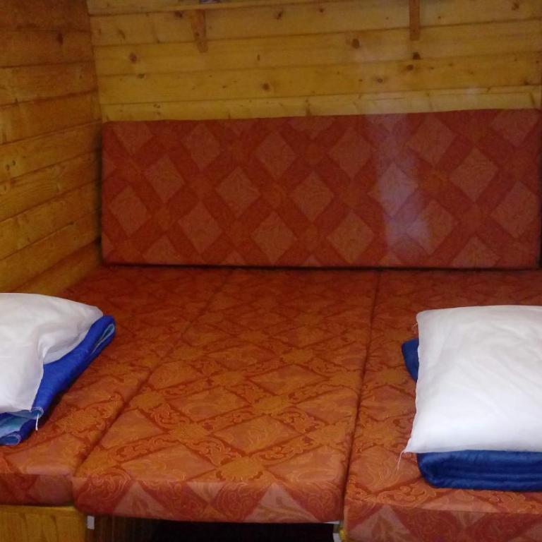 Camping Yoghi e Bubu - Bungalow avec Salle de Bains Commune - 4