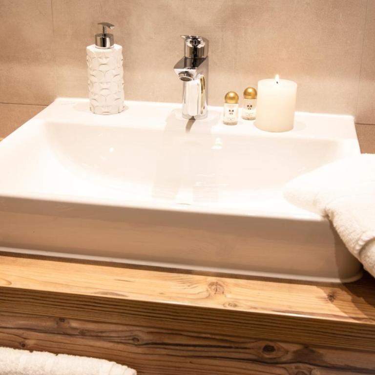 Hotel St. Nikolaus - Dreibettzimmer - 10