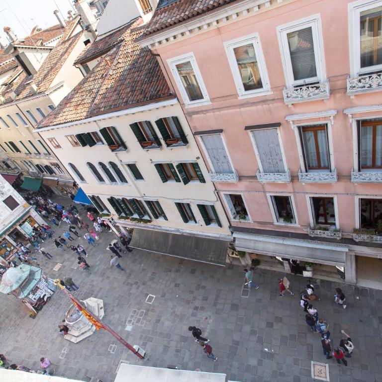 Venice Luxury Terrace View of San Marco - One-Bedroom Apartment - 17