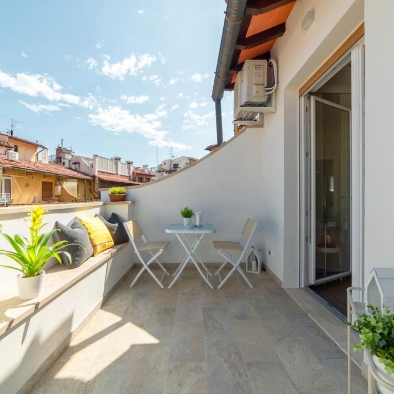 Ponte Vecchio Studio - Apartment with Terrace - 7