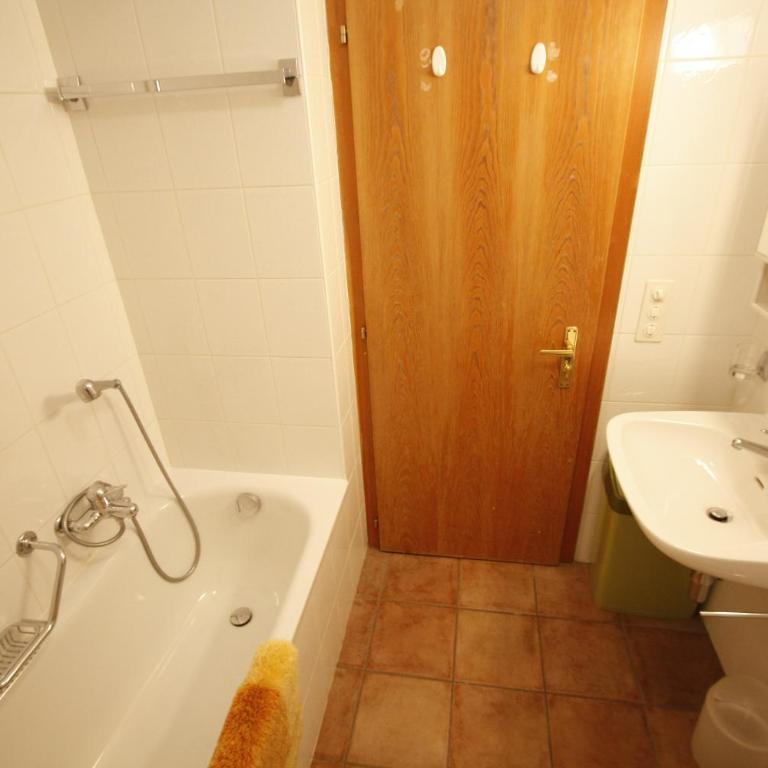Apartment International - Appartement 3 Chambres / 7 - 9