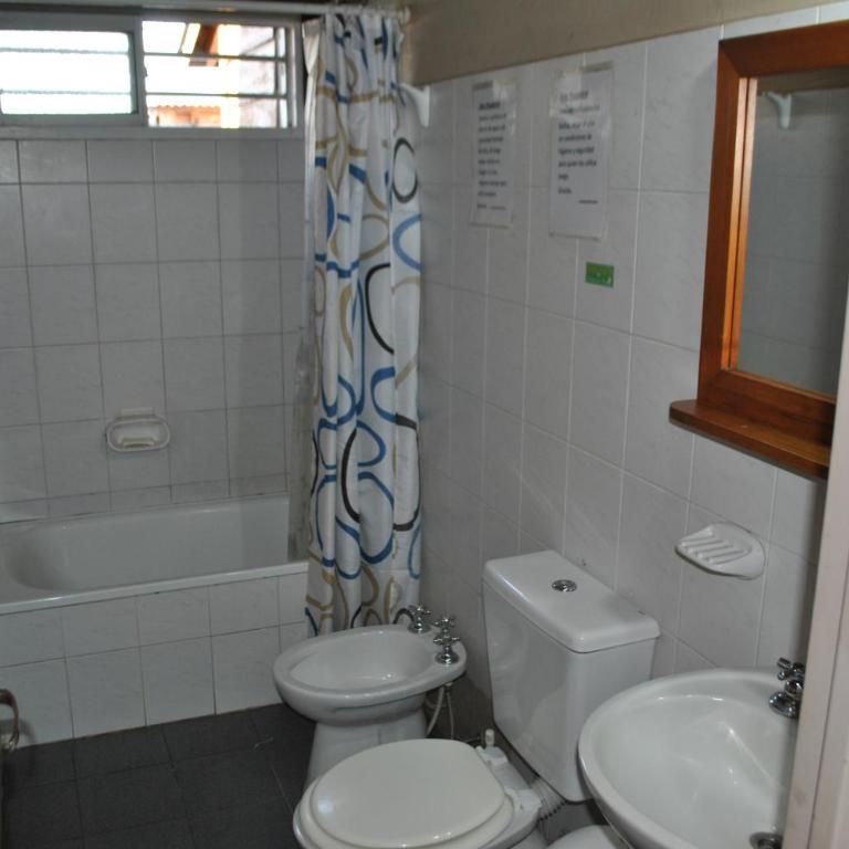 Hostel El Reencuentro - Habitación Doble con baño privado - 2 camas - 1