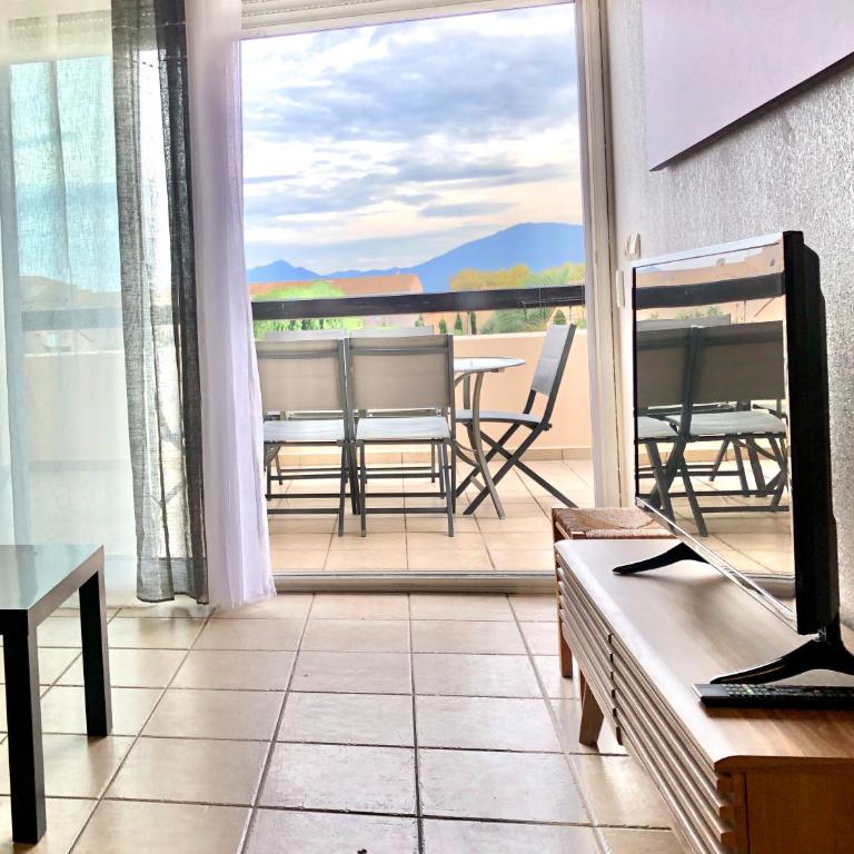 les reflets - Two-Bedroom Apartment - 31