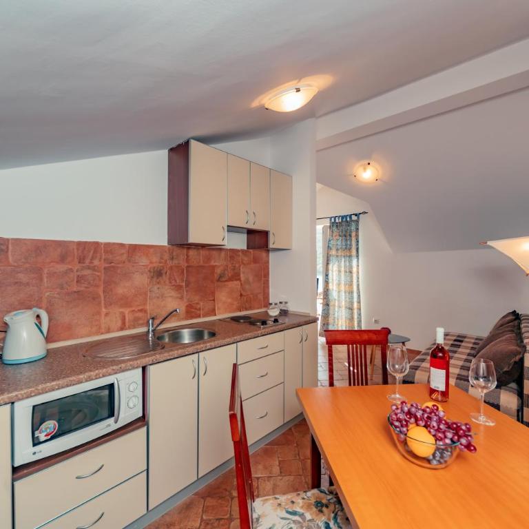 Apartments Bigovo Veljic - Apartman s 1 Spavaćom Sobom - Pržno - 5