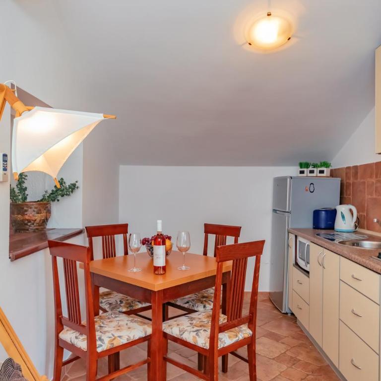 Apartments Bigovo Veljic - Apartman s 1 Spavaćom Sobom - Pržno - 6
