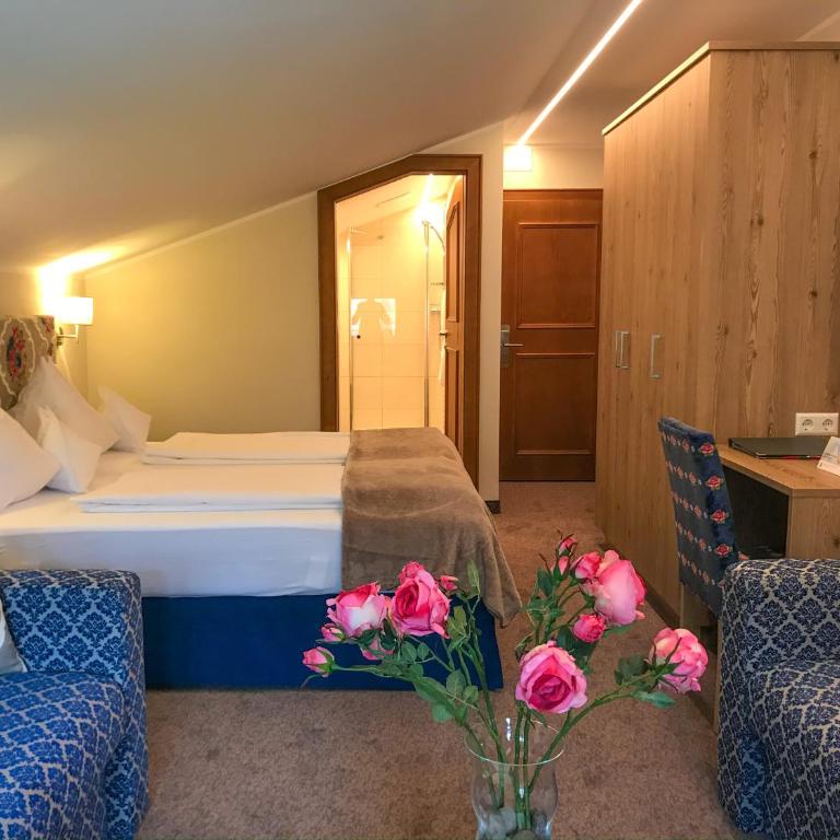 Andi's Skihotel - Familienzimmer mit Bergblick - 6