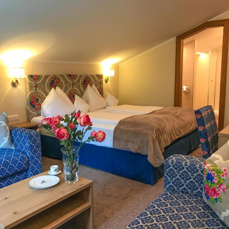 Andi's Skihotel - Familienzimmer mit Bergblick - 4