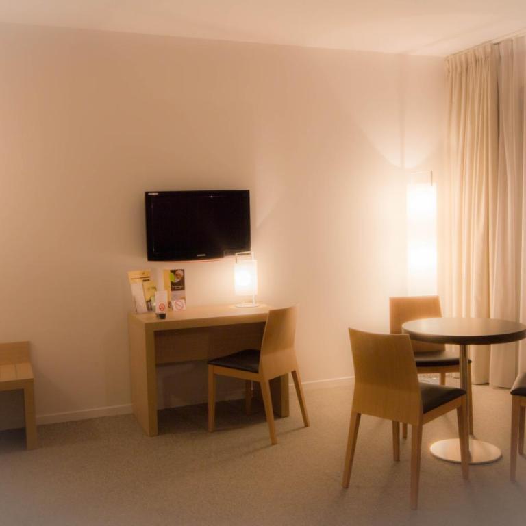 Esatitude Hotel - Suite Familiale - 5