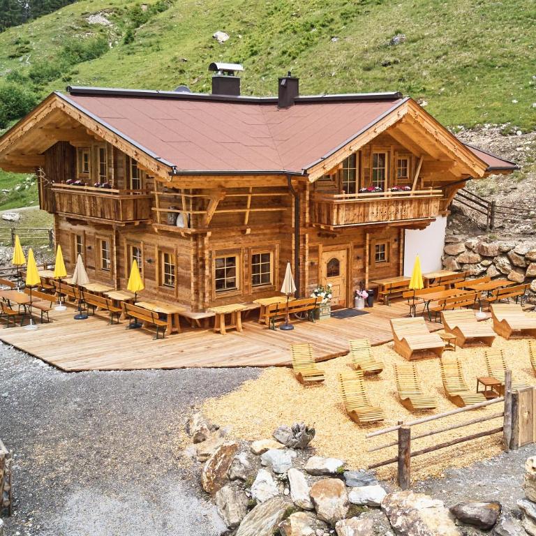 Apartchalet Jörglerhof - Apartment mit Blick auf die Berge - 1