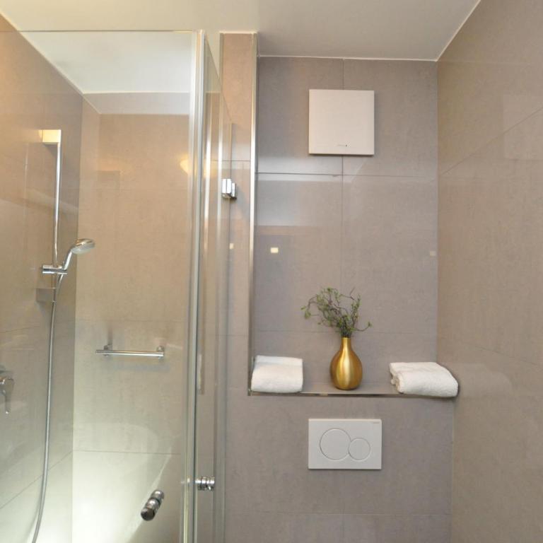 Hotel Perlach Allee by Blattl - Double Room - Queen Size Bed - 7