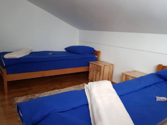 L&S - Two-Bedroom Apartment - 7