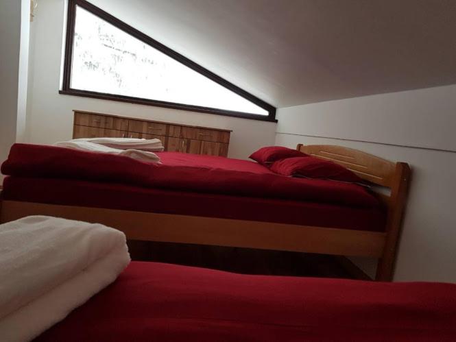 L&S - Two-Bedroom Apartment - 4