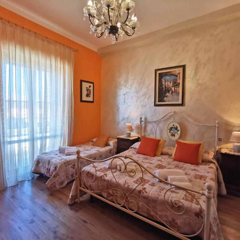 San Lorentino Guest House - Quadruple Room with Private Bathroom - 5