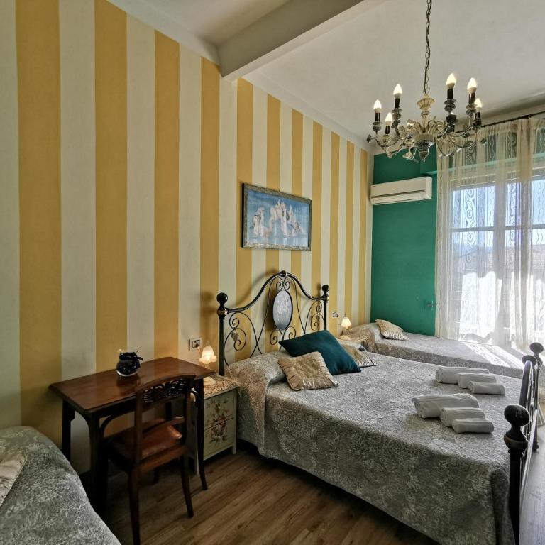 San Lorentino Guest House - Quadruple Room with Private Bathroom - 6