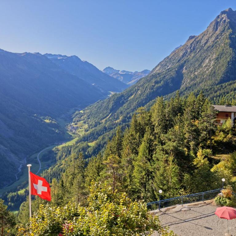 Hotel Splendide - Familienzimmer mit Bergblick - 8