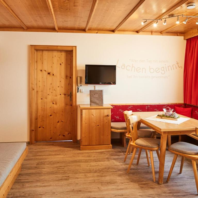 Haus Lenz - Apartment mit 2 Schlafzimmern und Balkon - 5