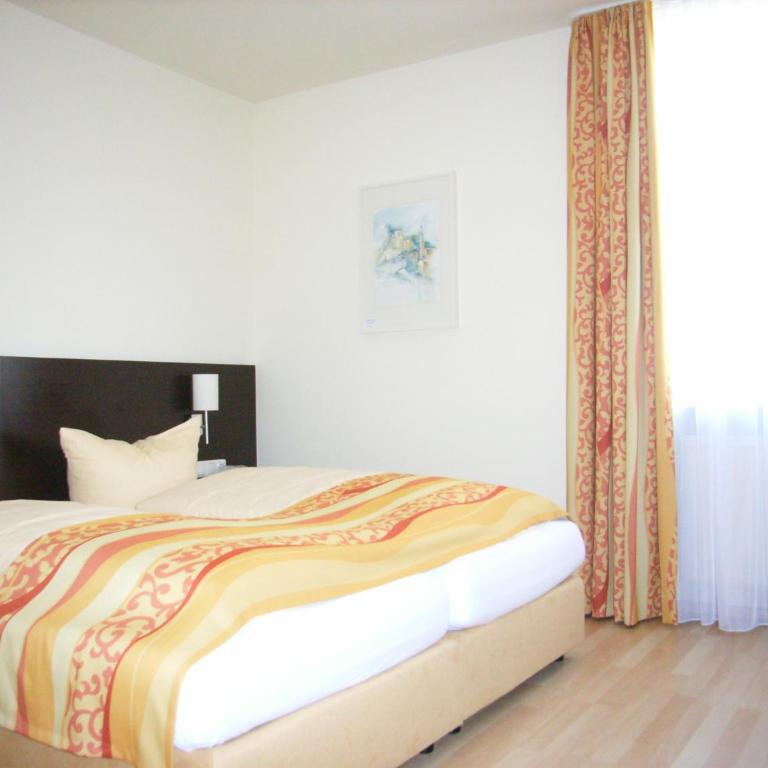 Drexel´s Parkhotel - Standard Doppel- oder Zweibettzimmer - 3