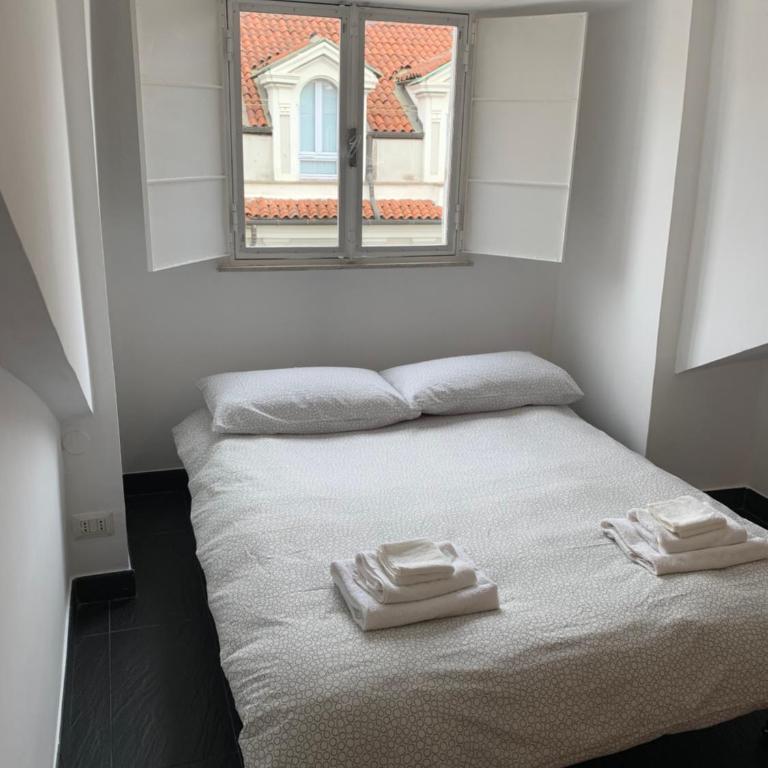 Mansarda Garibaldi 11 - One-Bedroom Apartment - 1