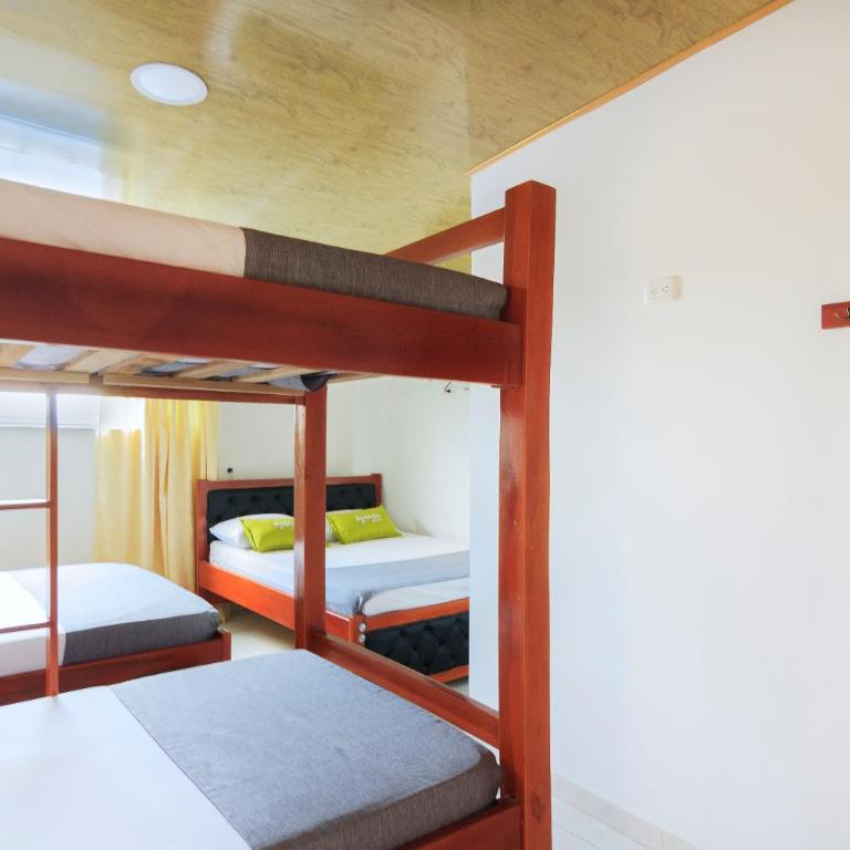 Hotel El Rubí - Family Room - 3