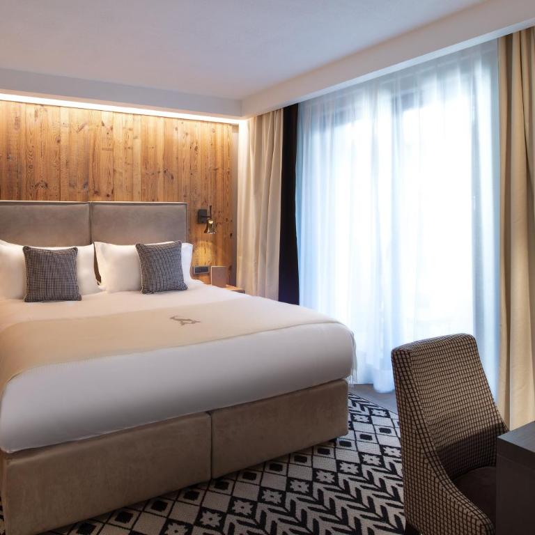 Le Massif Hotel & Lodge Courmayeur - The Leading Hotels of the World - Camera Matrimoniale Deluxe - 1