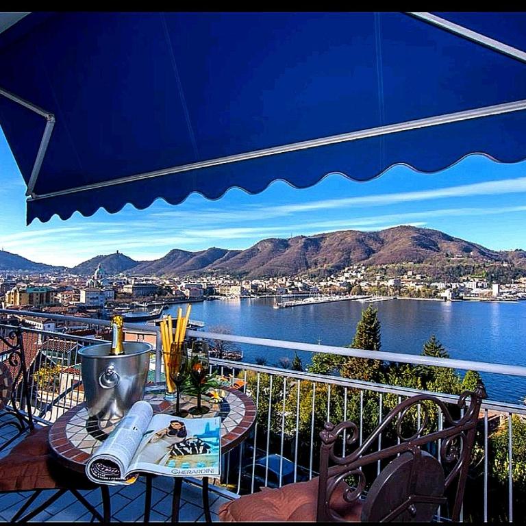 Lo Specchio Sul Lago by "The House Of Travelers" - Appartamento - 1