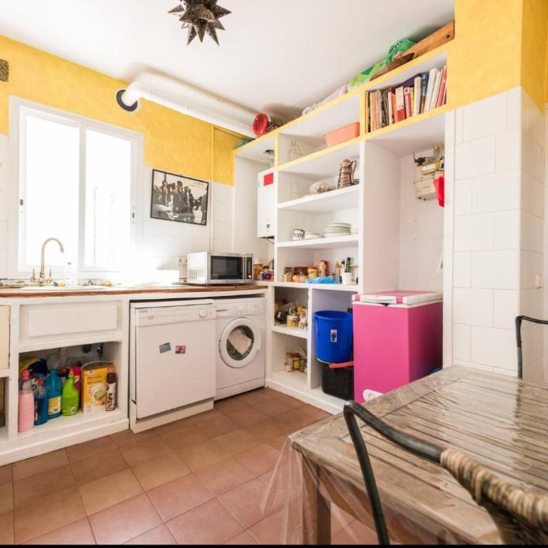 Spacious Penthouse with Large Terrace in Malasaña - Apartment with Terrace - 15