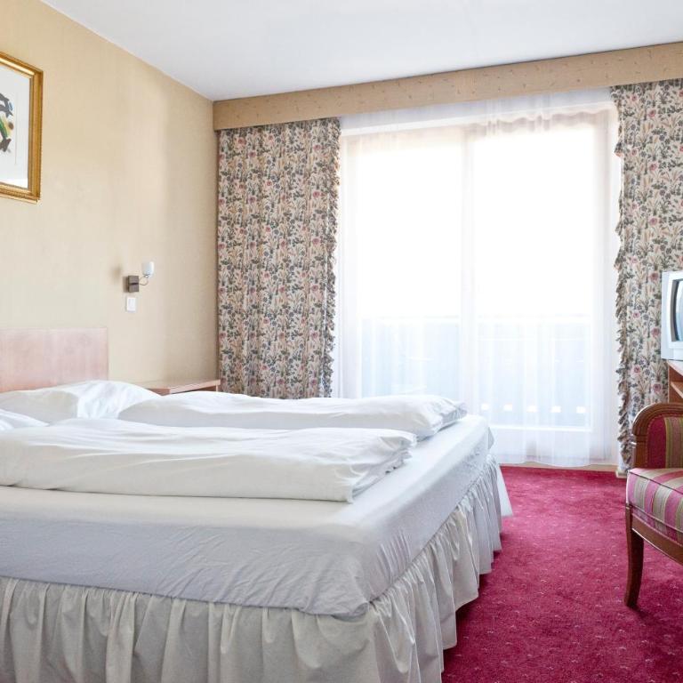 Hotel Alpenkrone - Double Room with Village View - 3