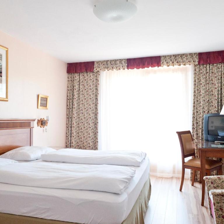 Hotel Alpenkrone - Double Room with Village View - 5